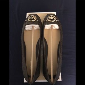NEW WITH BOX Michael Kors Fulton Flats